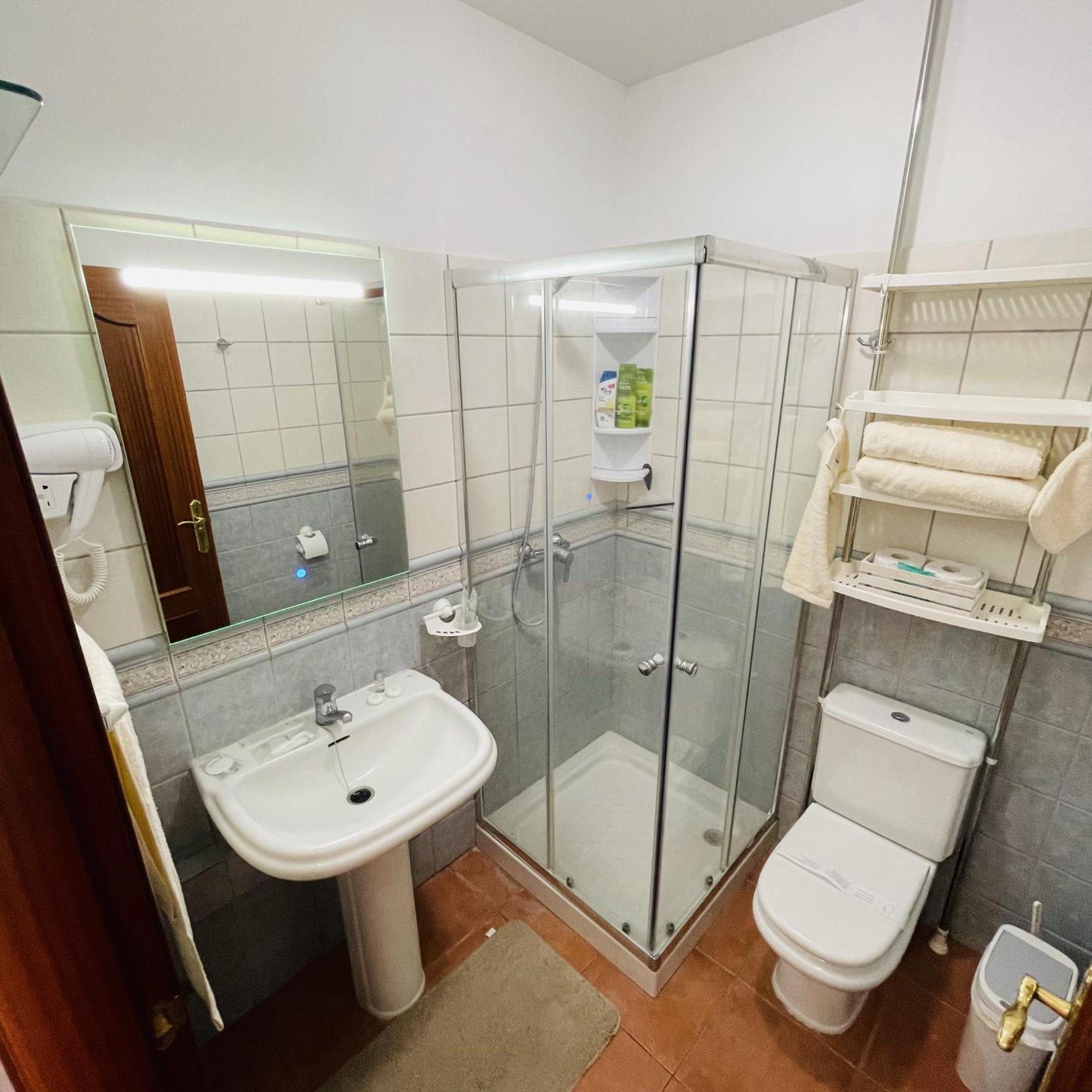 Apartamento Brisas Del Sur - Oasis Tenerife Sur Playa de San Juan  Bagian luar foto