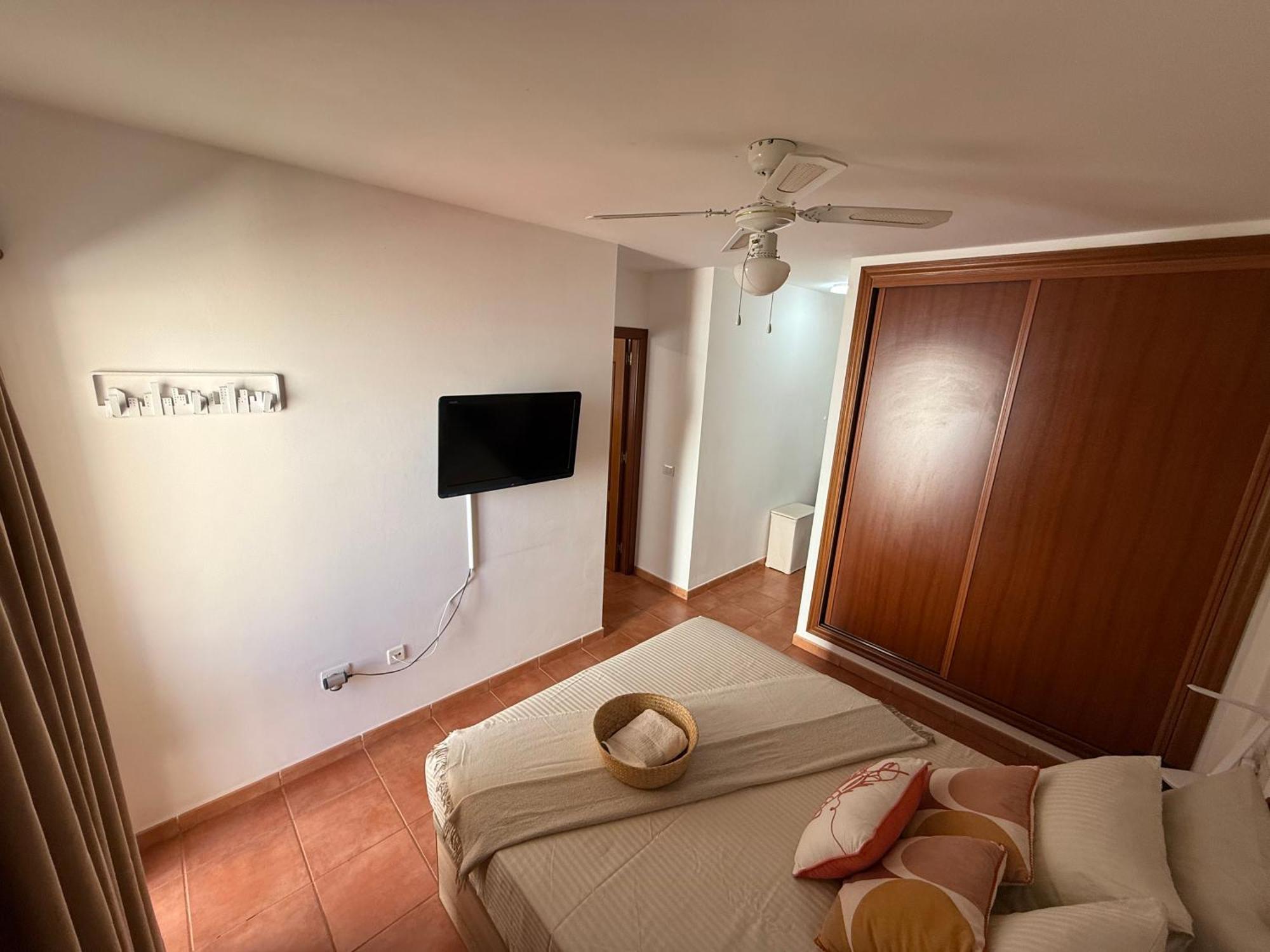 Apartamento Brisas Del Sur - Oasis Tenerife Sur Playa de San Juan  Bagian luar foto